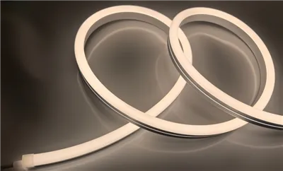 ไฟ LED Strip แบบยืดหยุ่นเคลือบซิลิโคน IP67 สำหรับกลางแจ้ง